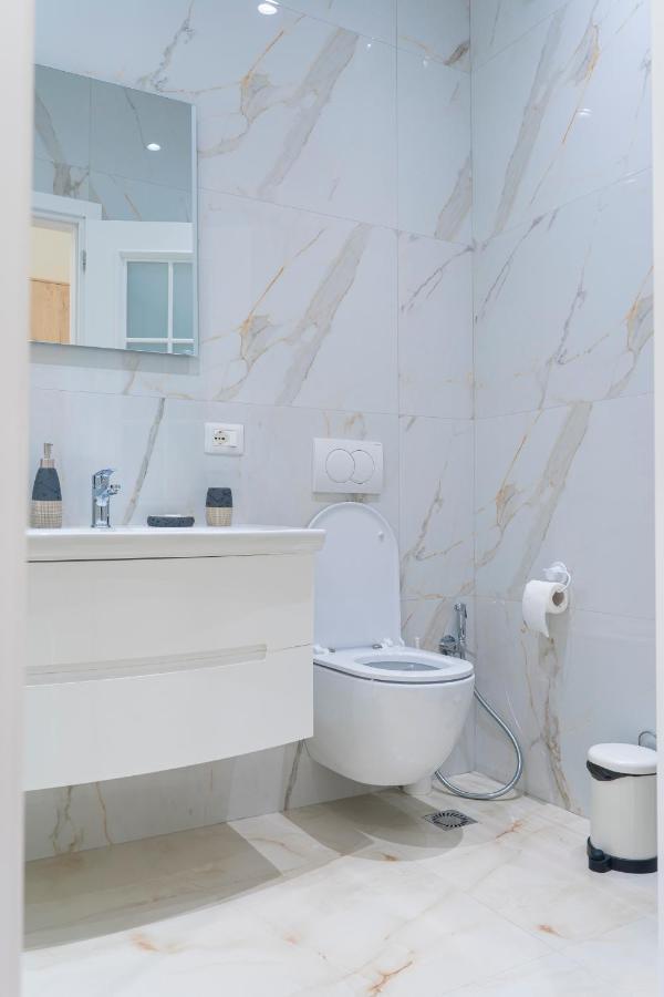 Apartment Cane Emerald Tirana