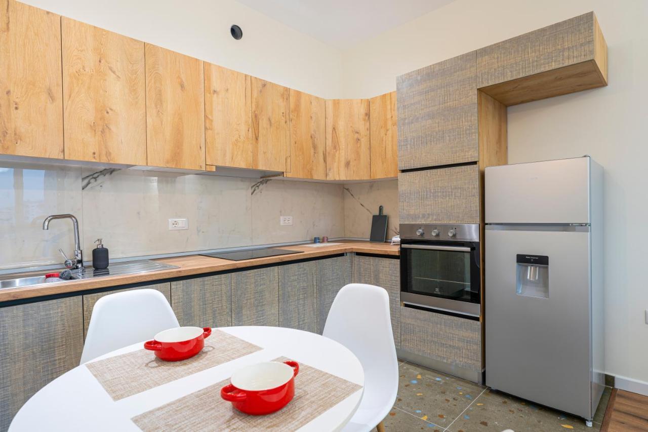 Cane Emerald Apartment Tirana