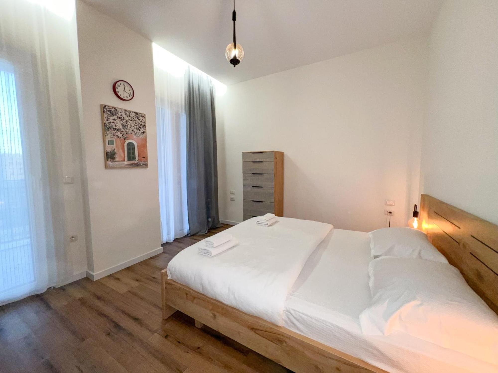 Apartment Cane Emerald Tirana